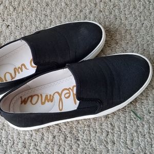 Sam Edelman Slip On Sneakers (size 6)